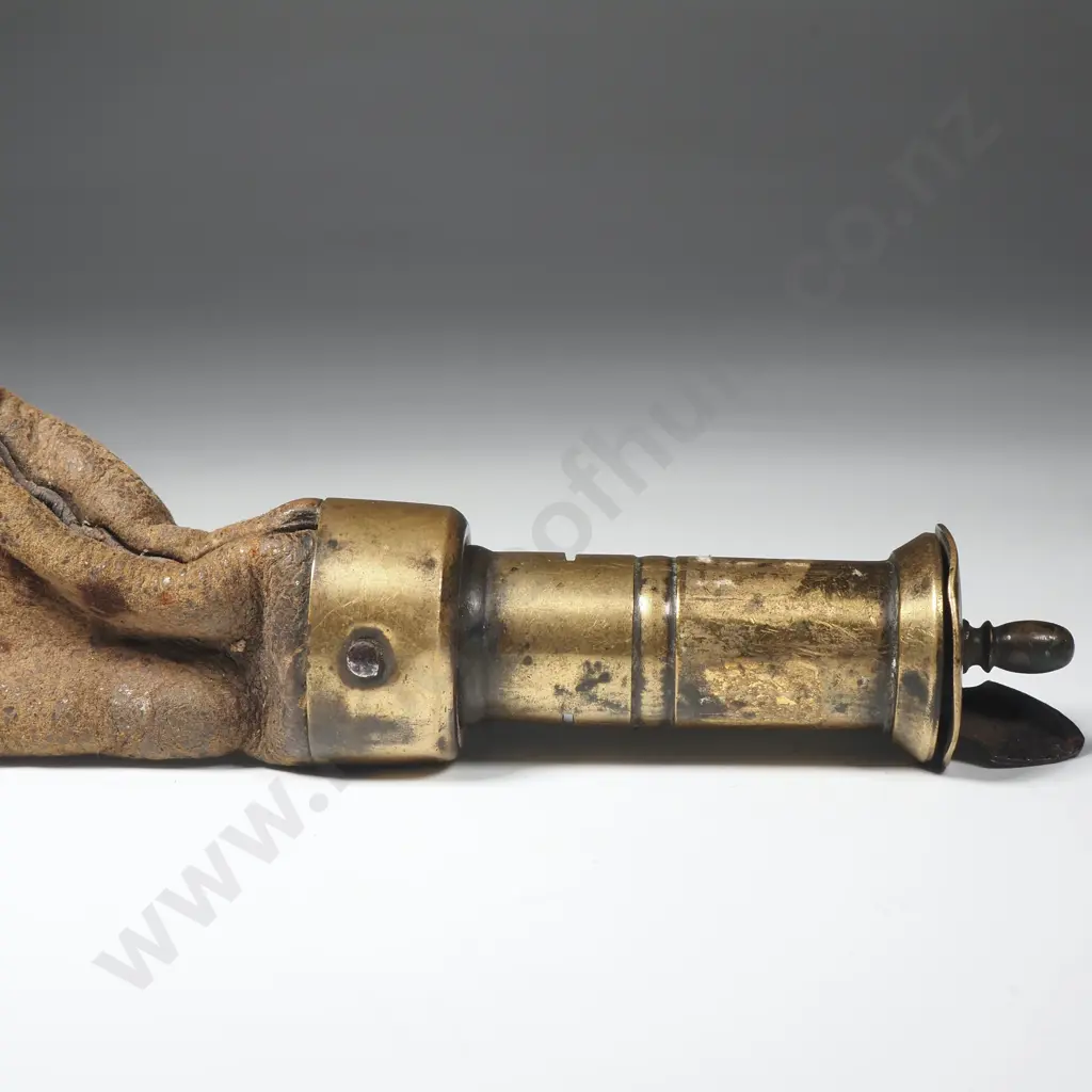 Antique Leather Bodied Shot Flask a/f Image 1++