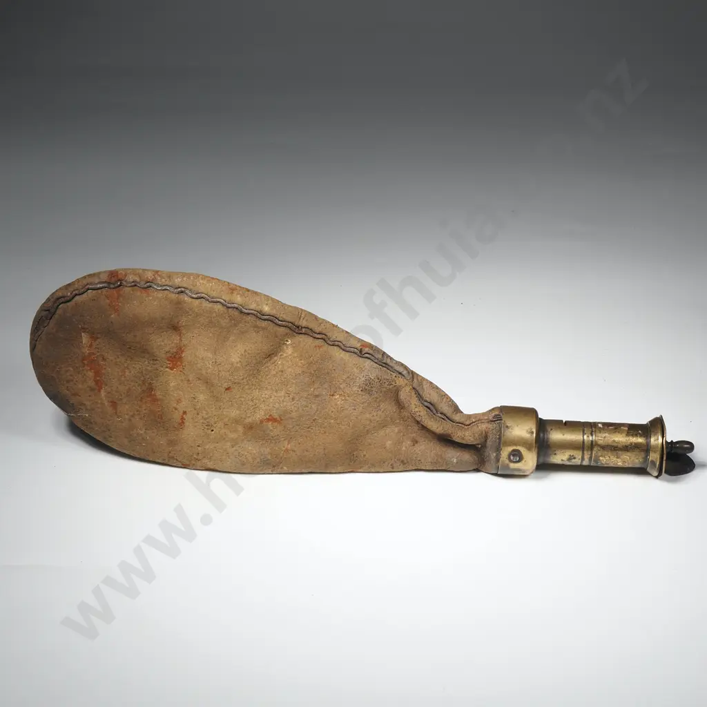 Antique Leather Bodied Shot Flask a/f Image 1++