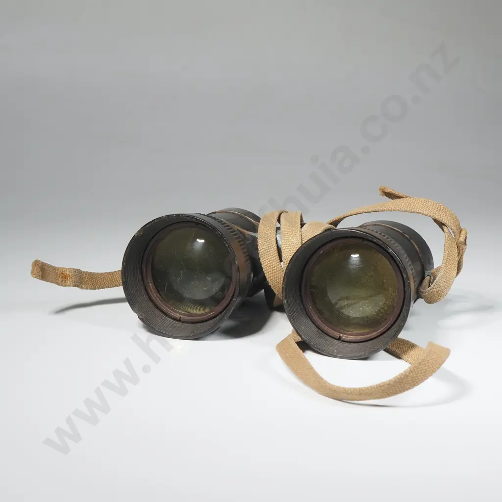 British WW2 Bakelite Naval Binoculars Image 1++