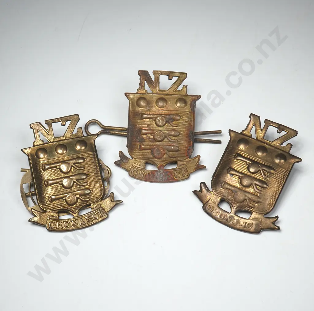 Three WW1 New Zealand Ordinance Cap Badges  Image 1++
