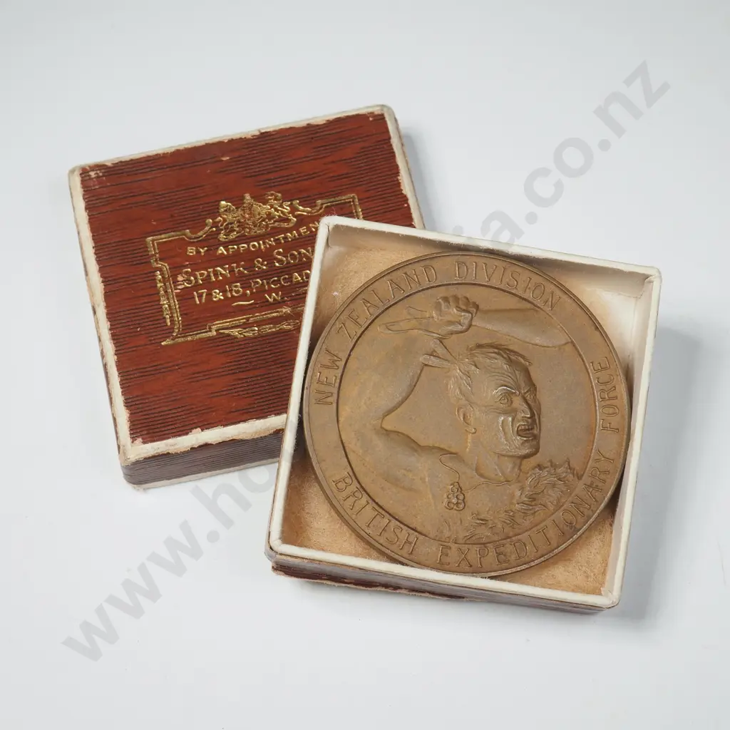 Cased Spink & Son New Zealand Division BEF Prize Medal in Bronze - Unawarded Image 1++