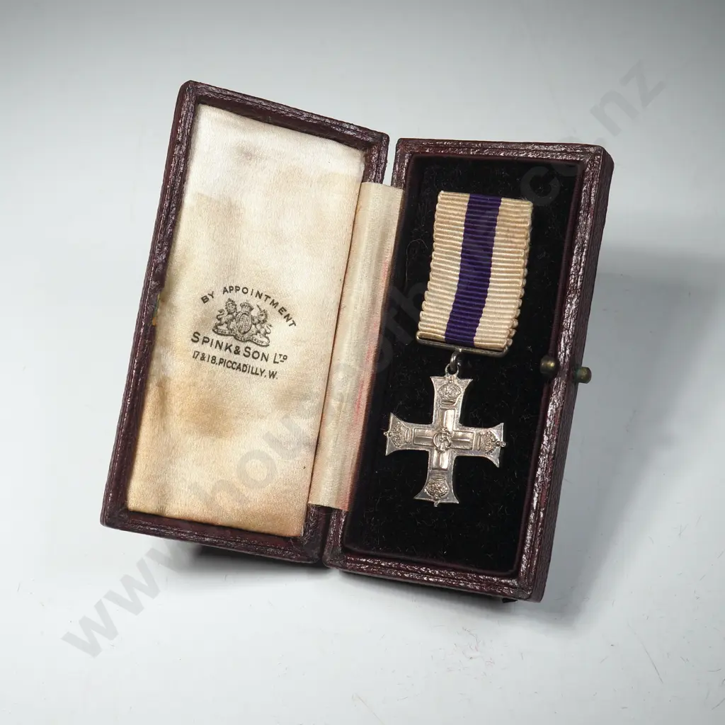 Antique Cased Spin & Son Miniature Military Cross Medal - Immaculate Condition Image 1++