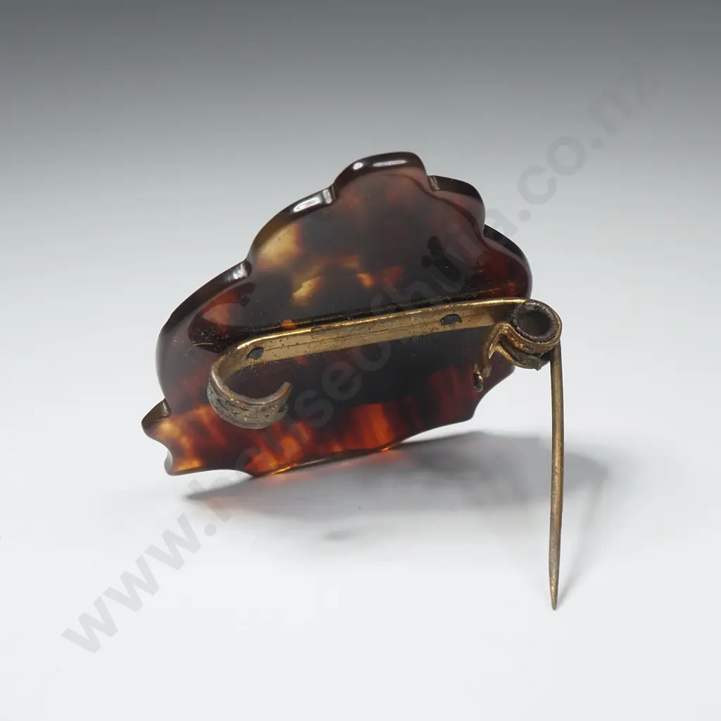 NZ WWII Tortoiseshell Sweetheart Brooch. Image 1++