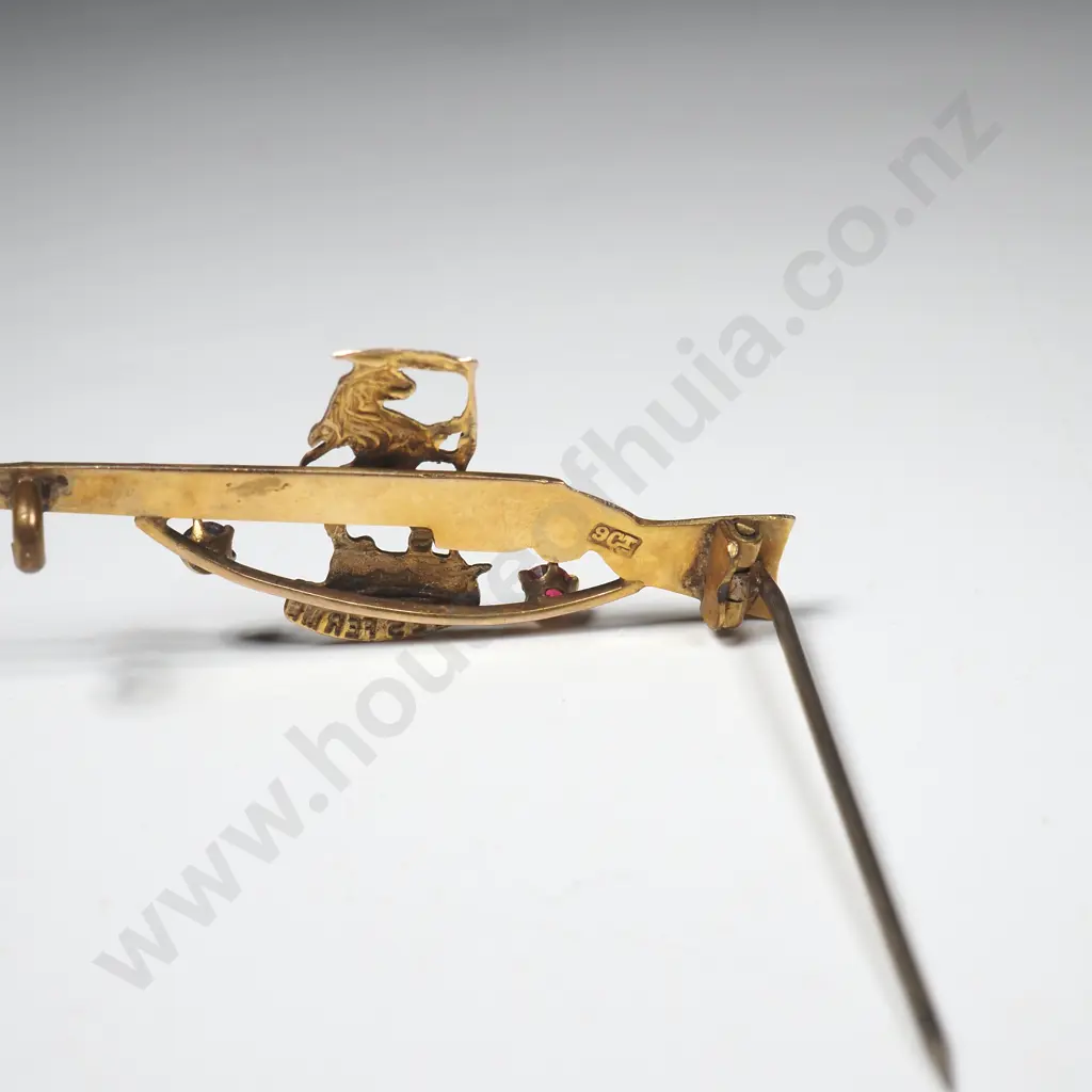 WWI 9ct Gold Rifle Sweetheart Badge w Rifle Brigade Badge & Gems. Image 1++