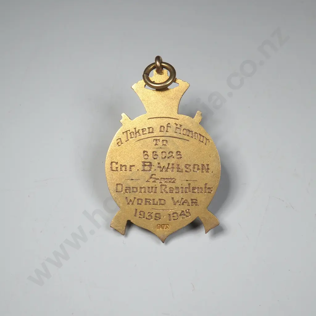 WW2 New Zealand 9ct Gold Return Fob Medal to B Wilson from Oaonui Residents Image 1++