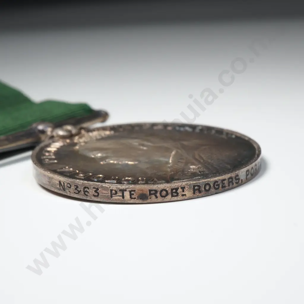 New Zealand Volunteer Long Service Medal to 363 Pte Robert Rogers - w Damaged Case Image 1++