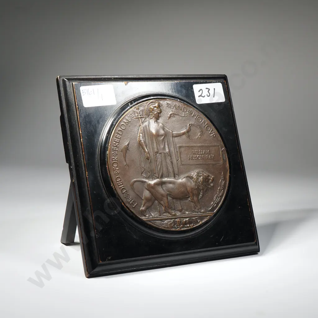 Death Plaque in Wooden Frame to 9/1717 William Huson Pay NZEF w Letter from King Image 1++