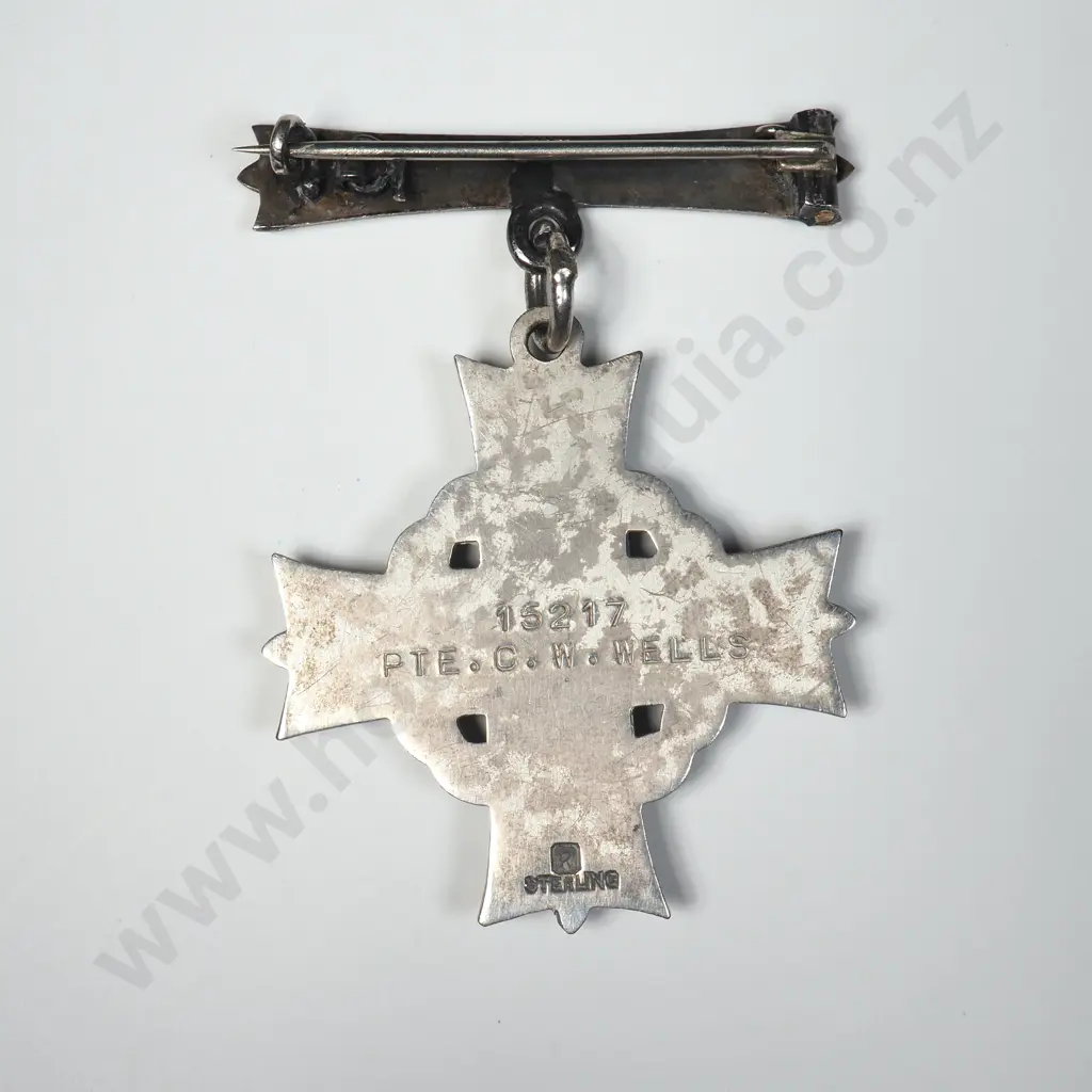 Brooch Suspended WW2 Memorial Cross to 15217 Pte C W Wells  Image 1++