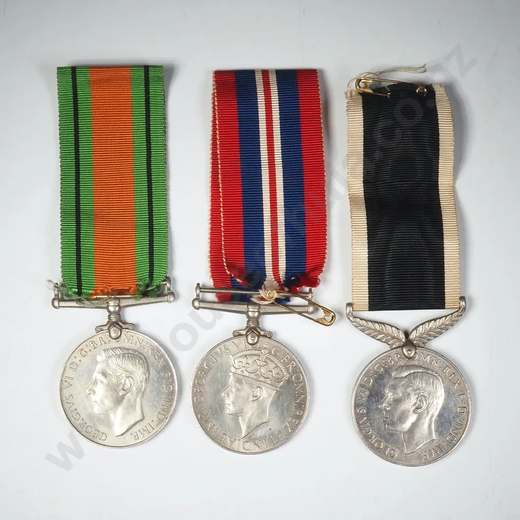 WW2 New Zealand Unnamed Medal Group Image 1++