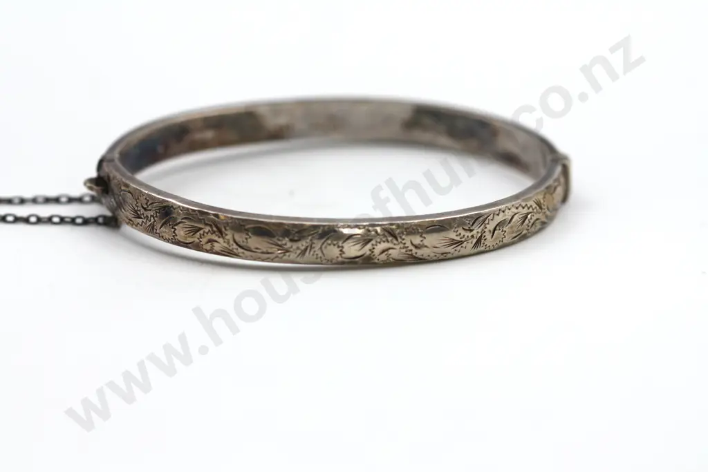 Decorative Sterling Silver Hinged Bracelet w Foliate Engraving "Autumn Leaves" Image 1++