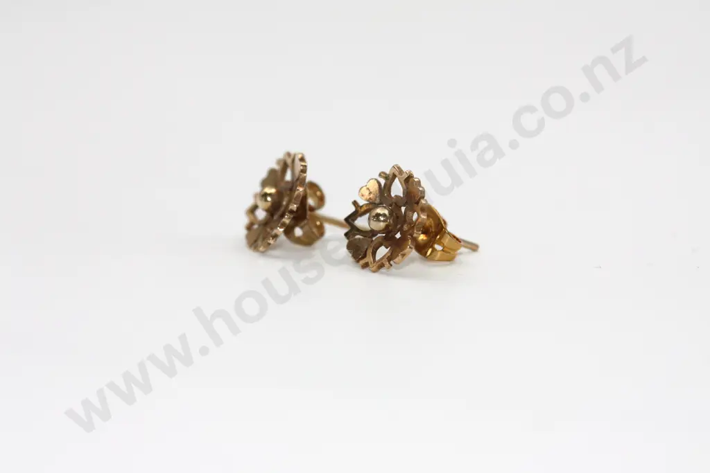 Stylish 9ct Gold Stud Earrings "Hearts of Gold" Image 1++
