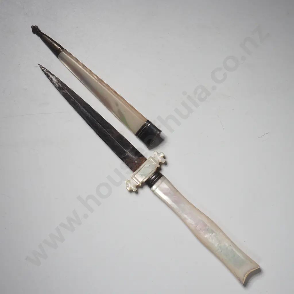Ladies Mother of Pearl  & Silver Italian Purse Dagger Image 1++