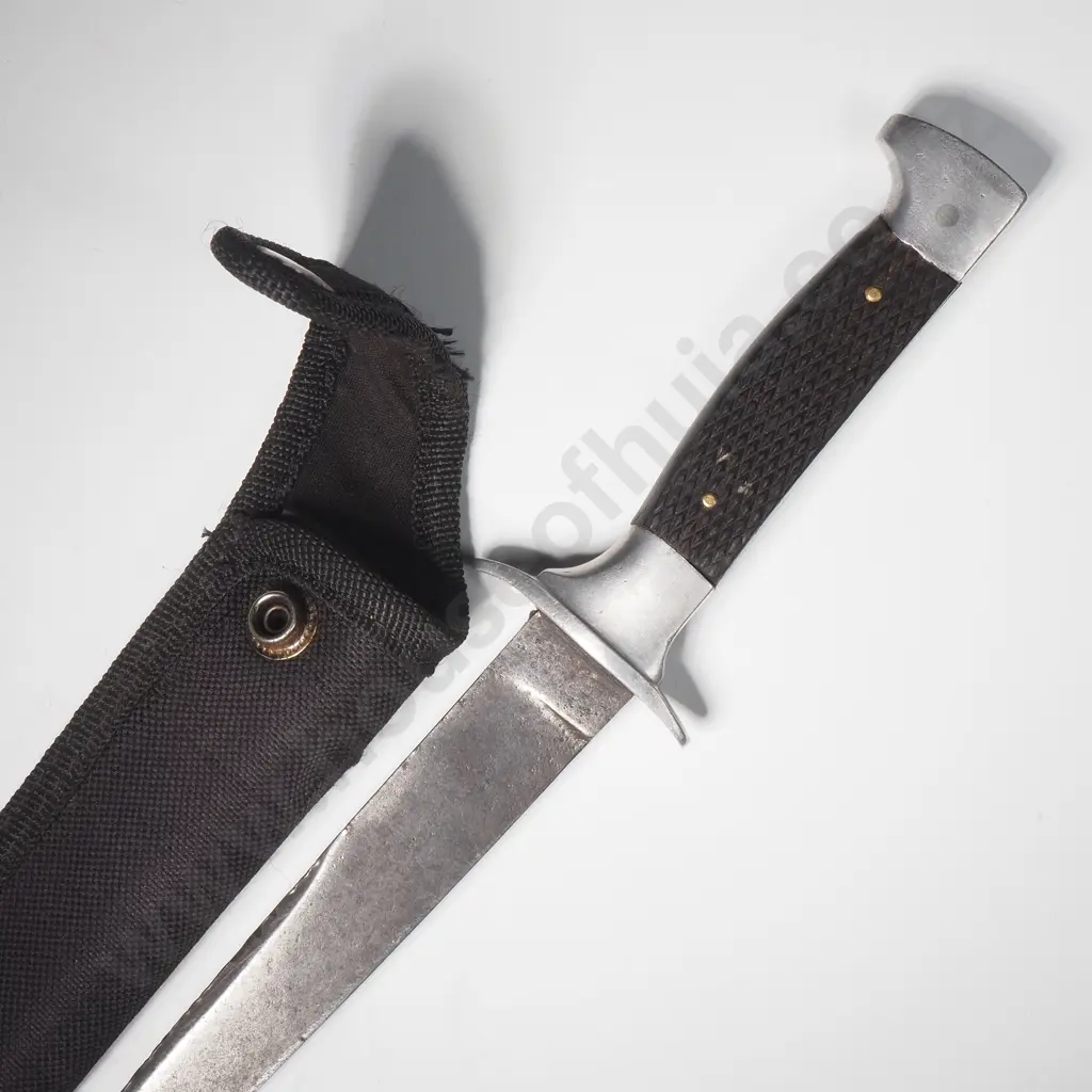 Fighting Knife in Later Scabbard  Image 1++