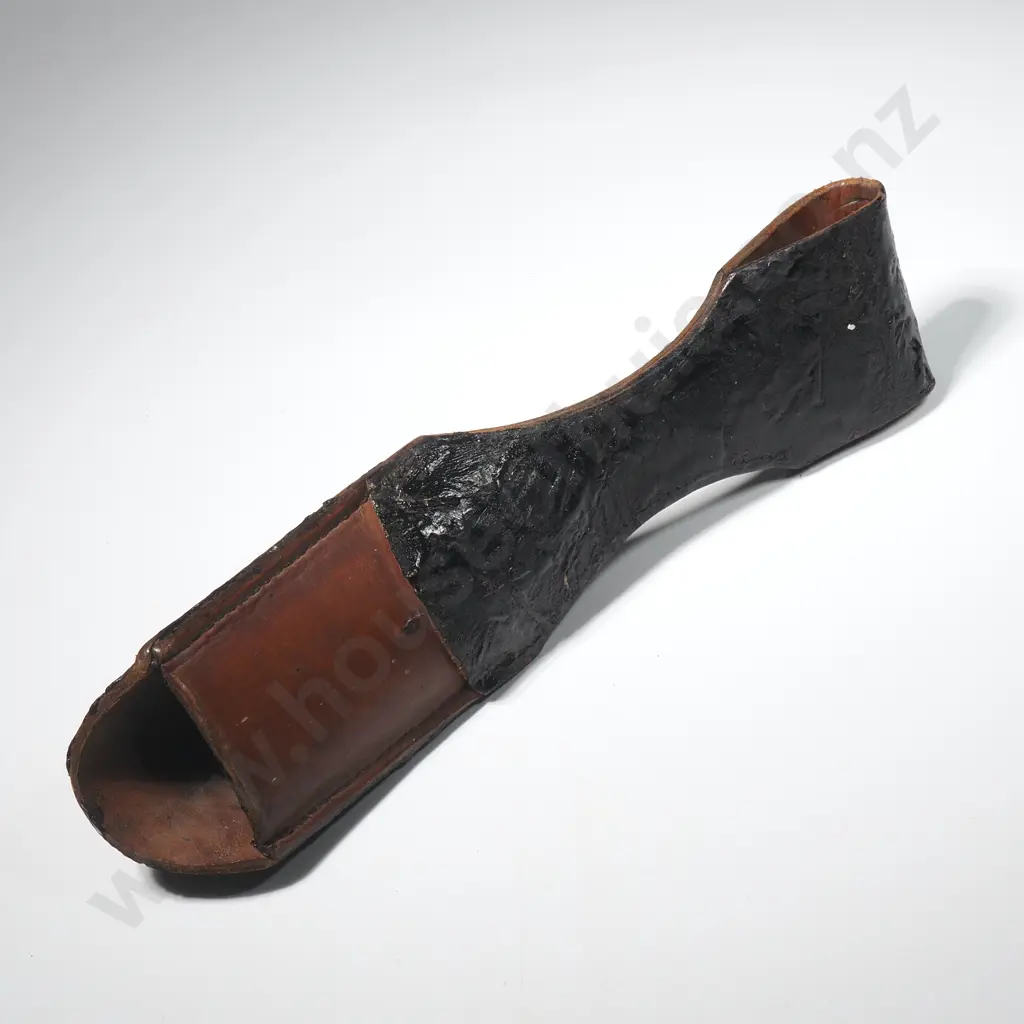 WW1 German Mauer Bayonet Frog  Image 1++