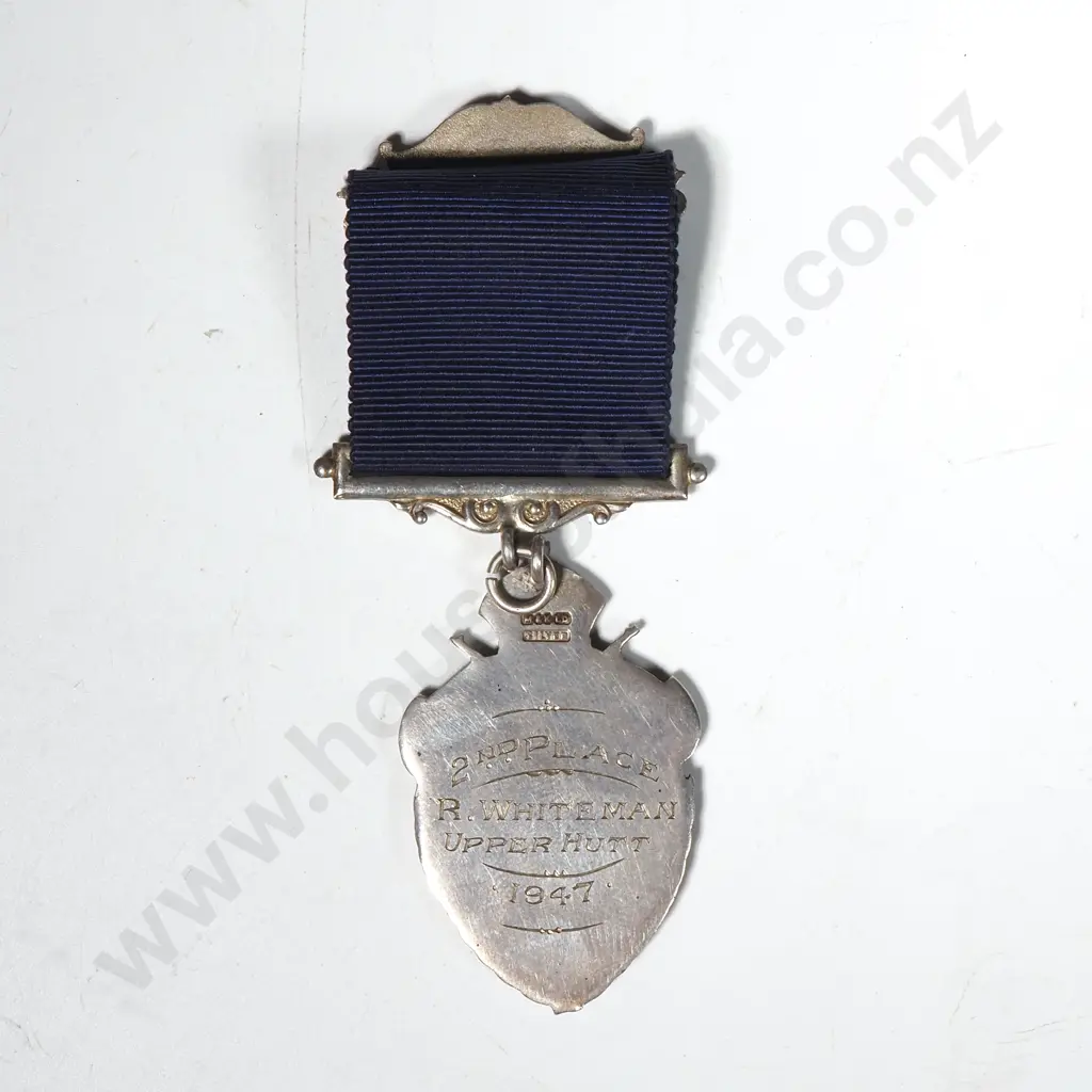 2 X NZ National Rifle Association Grand Aggregate Prize Medals, One Sterling Silver And Enamel, The Other Bronze And Enamel, By Mayer & Kean, Wellington. Image 1++