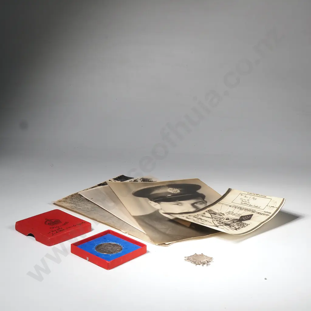 RNZAF Portrait Photo w Cycle Race Photo & Medal w one Other Image 1++