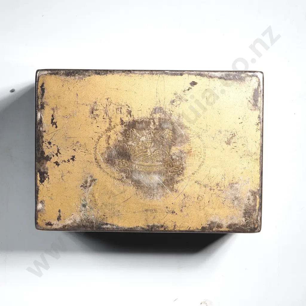 Cigarette Box w British Badge on Top Image 1++
