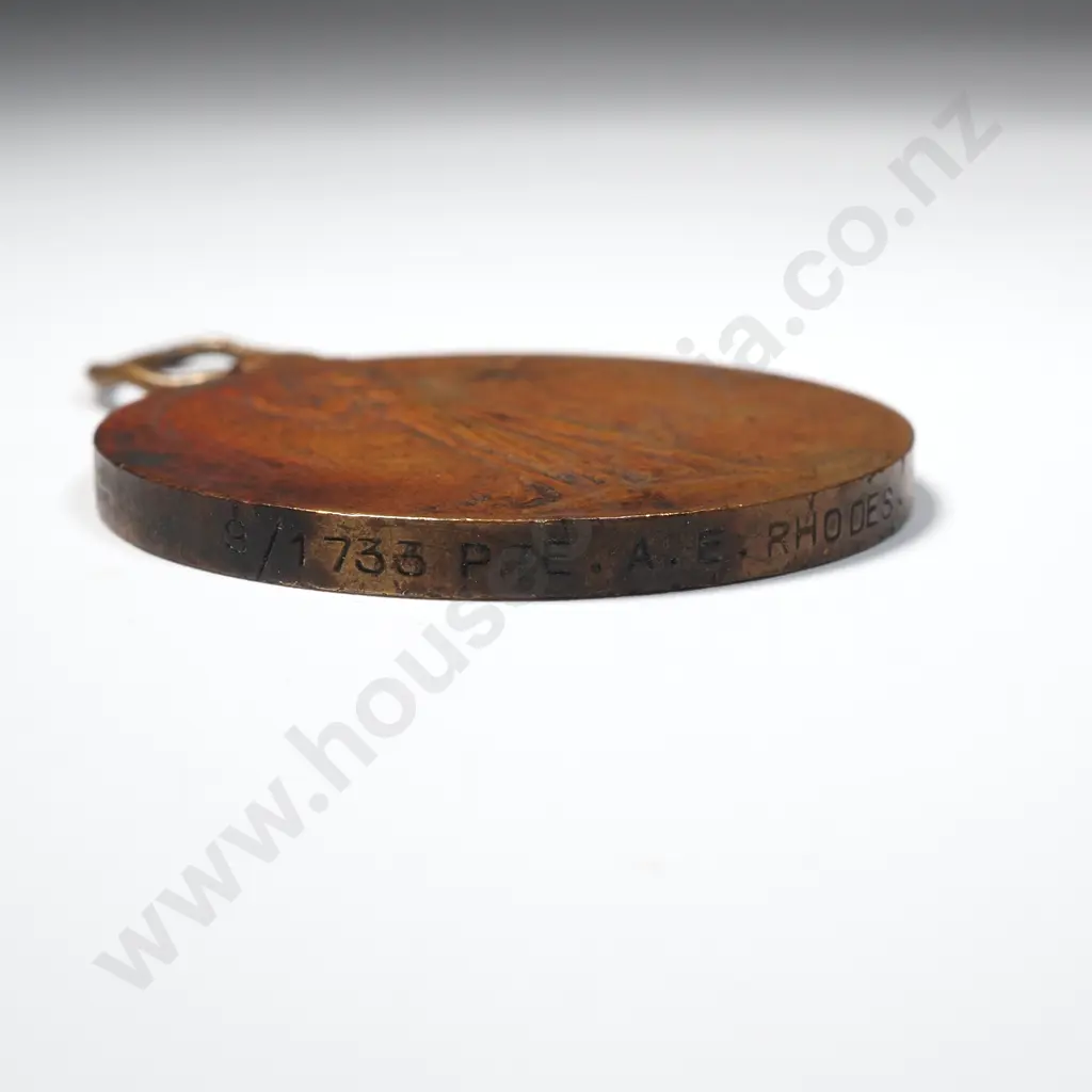 WWI Victory Medal Named “9/1733 PTE. A. E. RHODES.”  ( Toned ). 22622 Image 1++