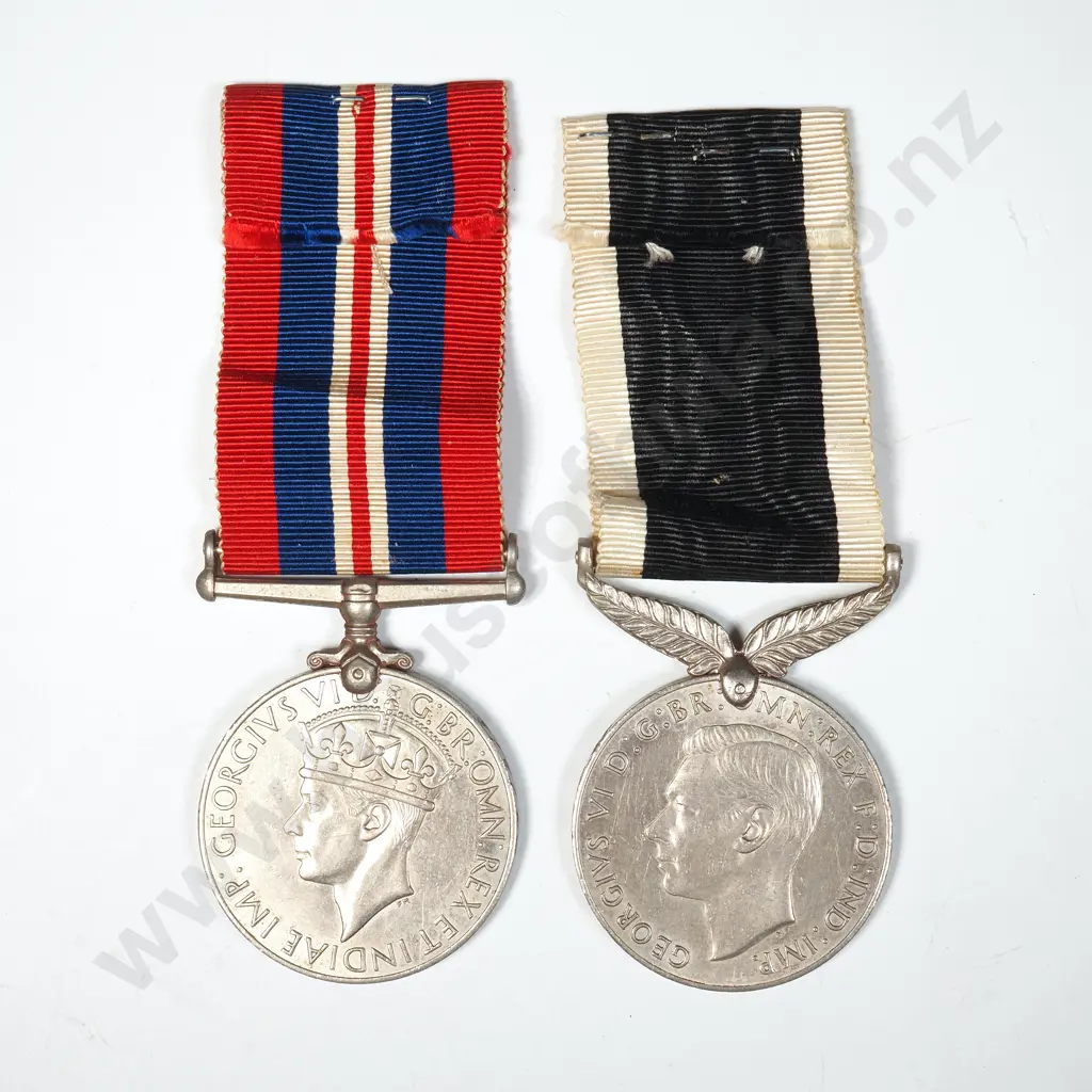 WW2 New Zealand Home Service Pair to R P Richards Image 1++