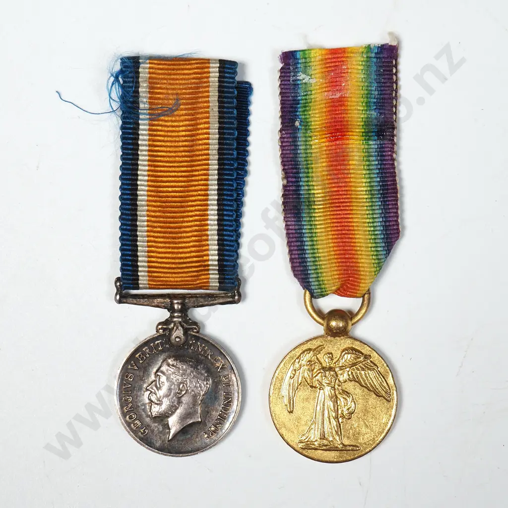 WW1 Miniature Pair  Image 1++