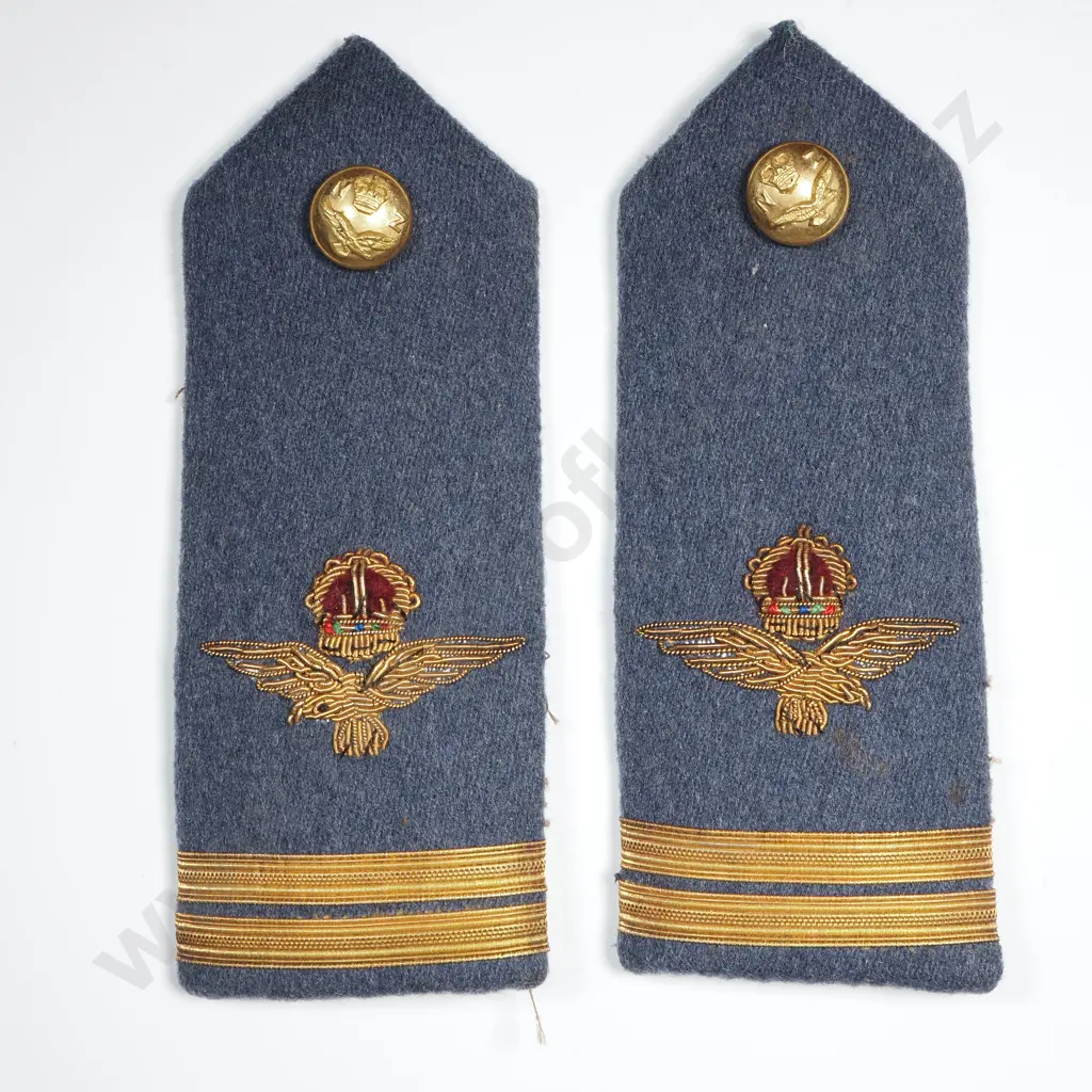 WW2 Air Force Great Coat Shoulder Tabs  Image 1++