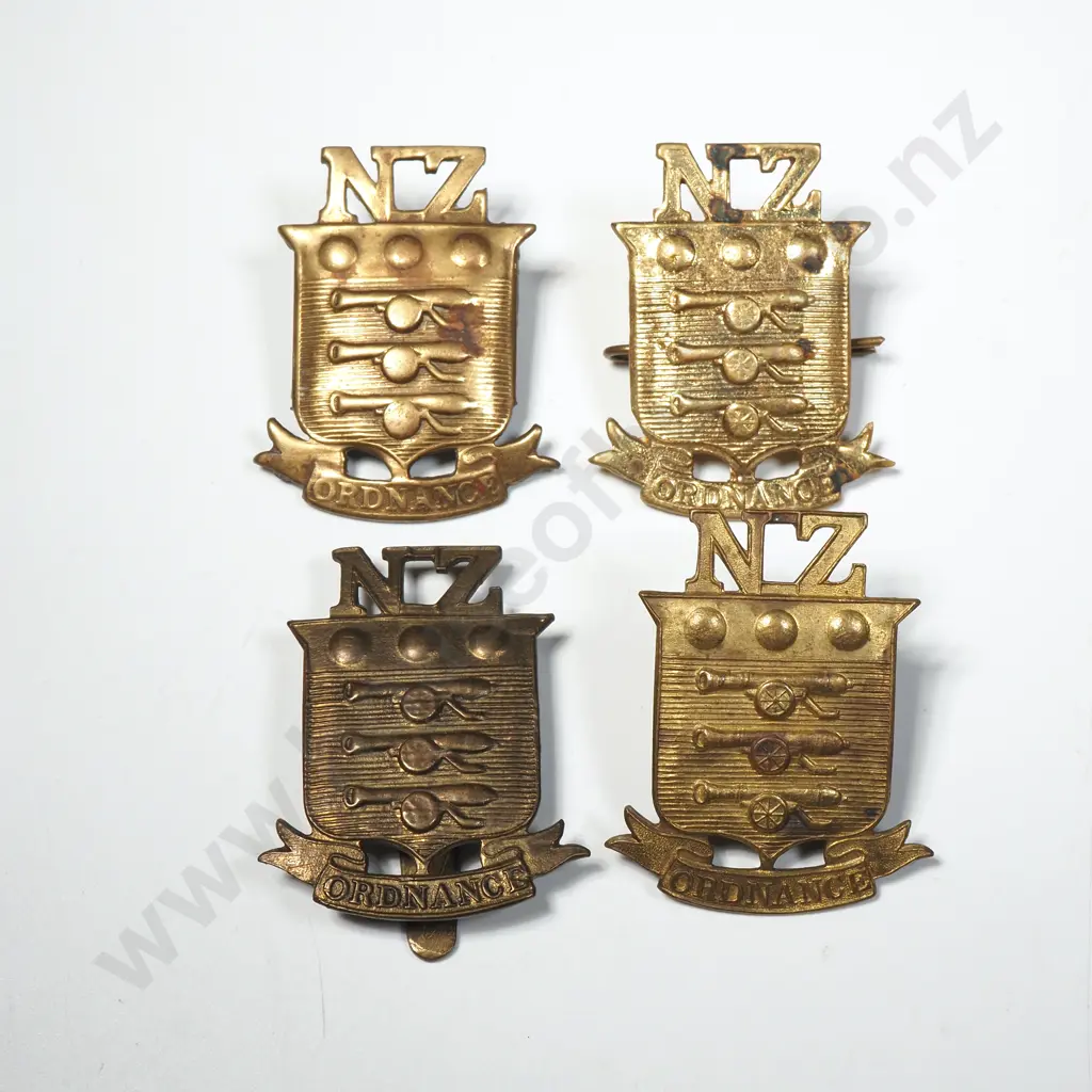 Assorted Lot of Military Badges Image 1++