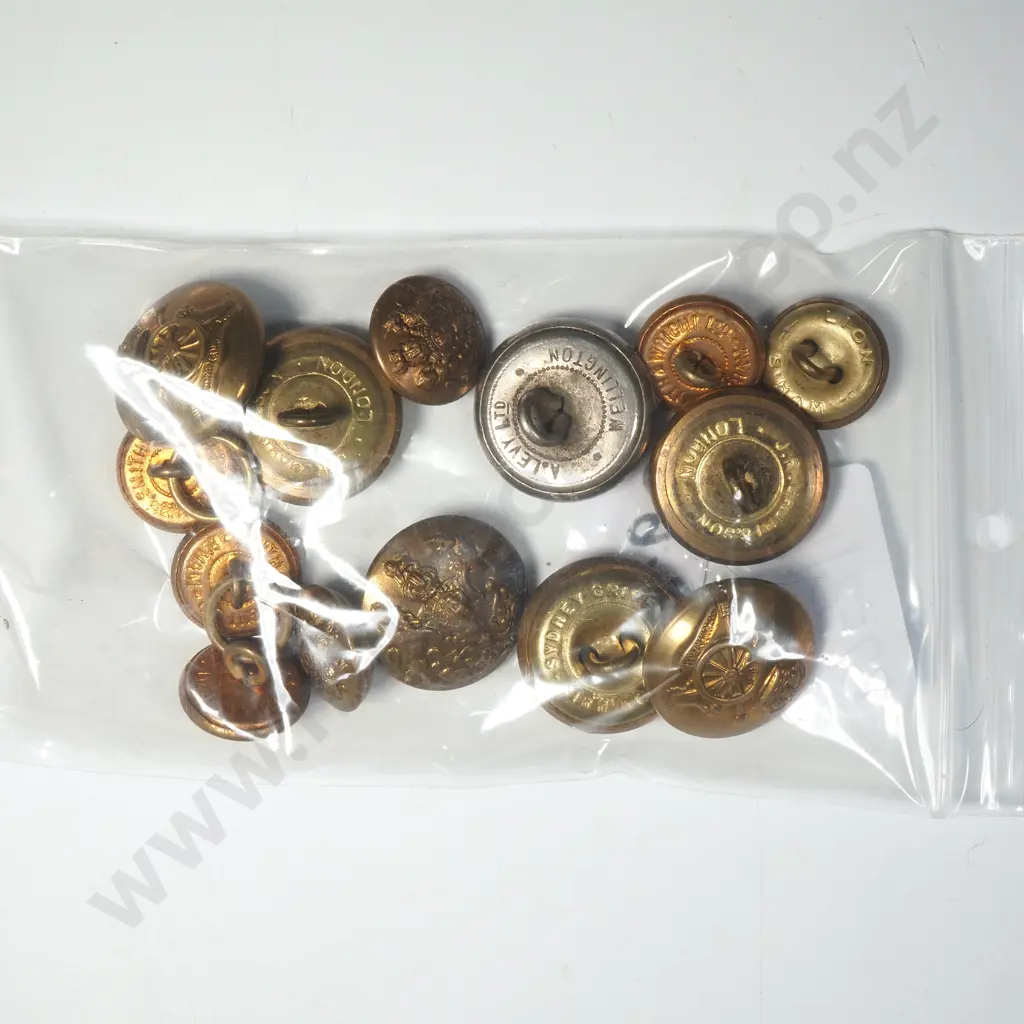 Assorted Lot of Military Buttons Image 1++