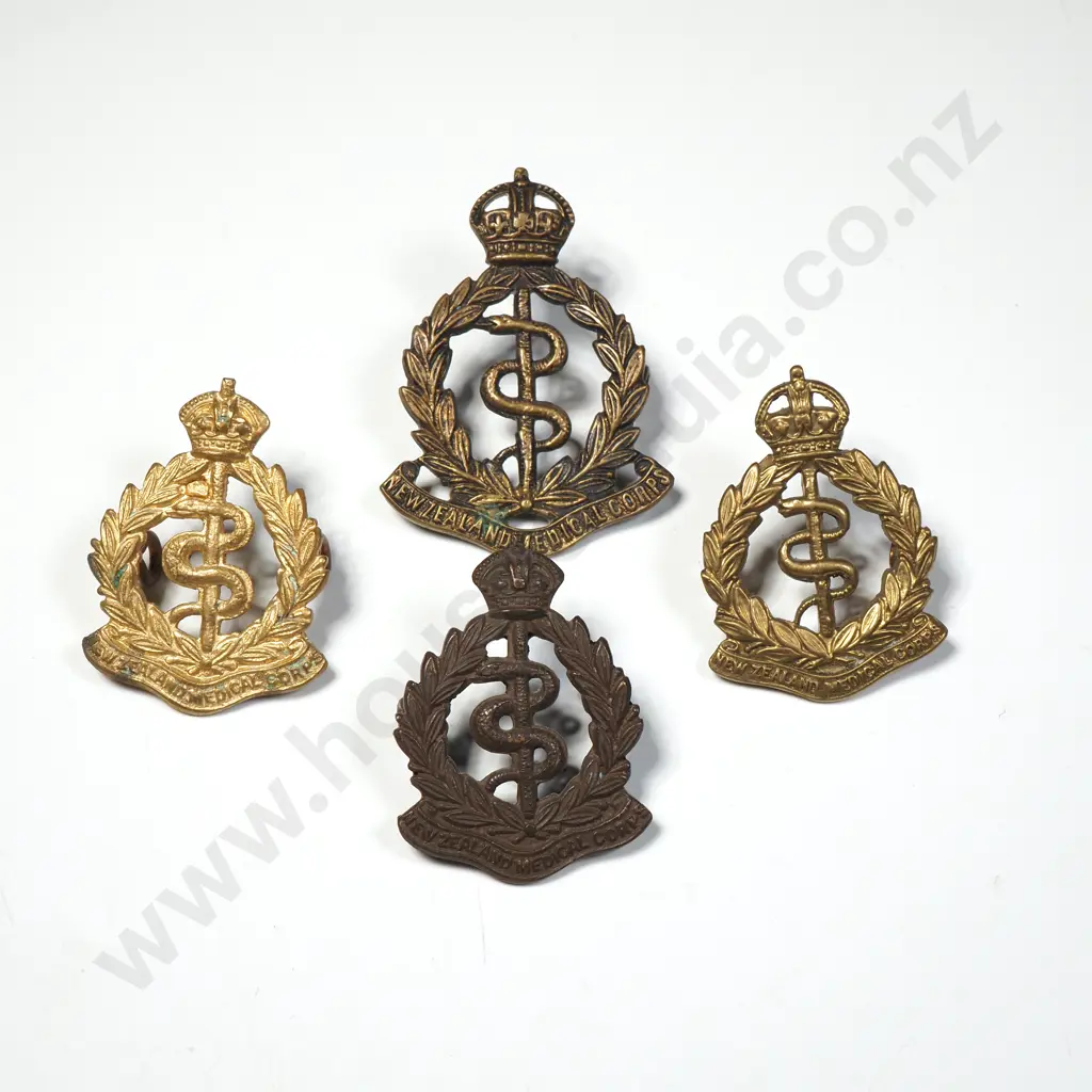 Assorted Lot of New Zealand Military Badges Image 1++