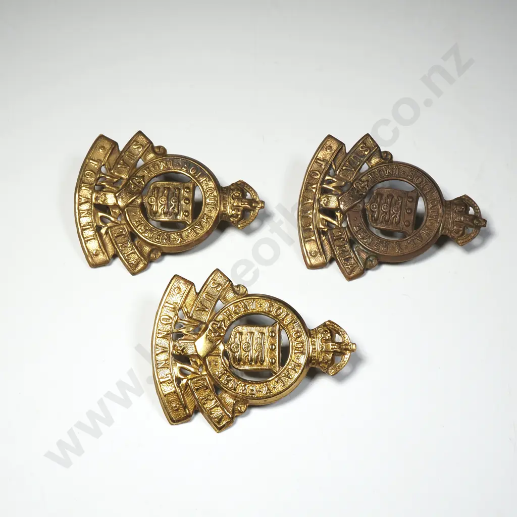 Assorted Lot of Military Badges Image 1++