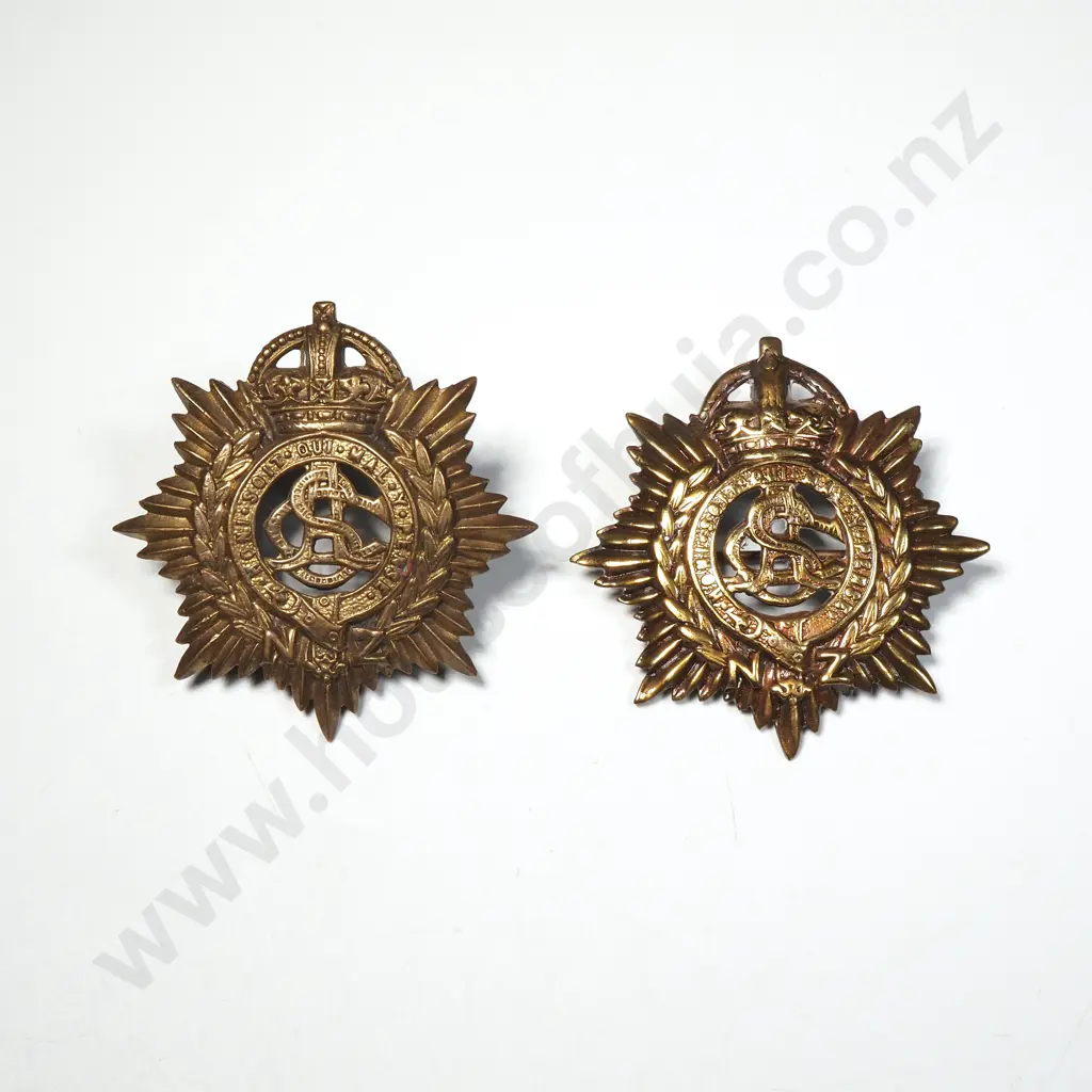Assorted Lot of Military Badges Image 1++