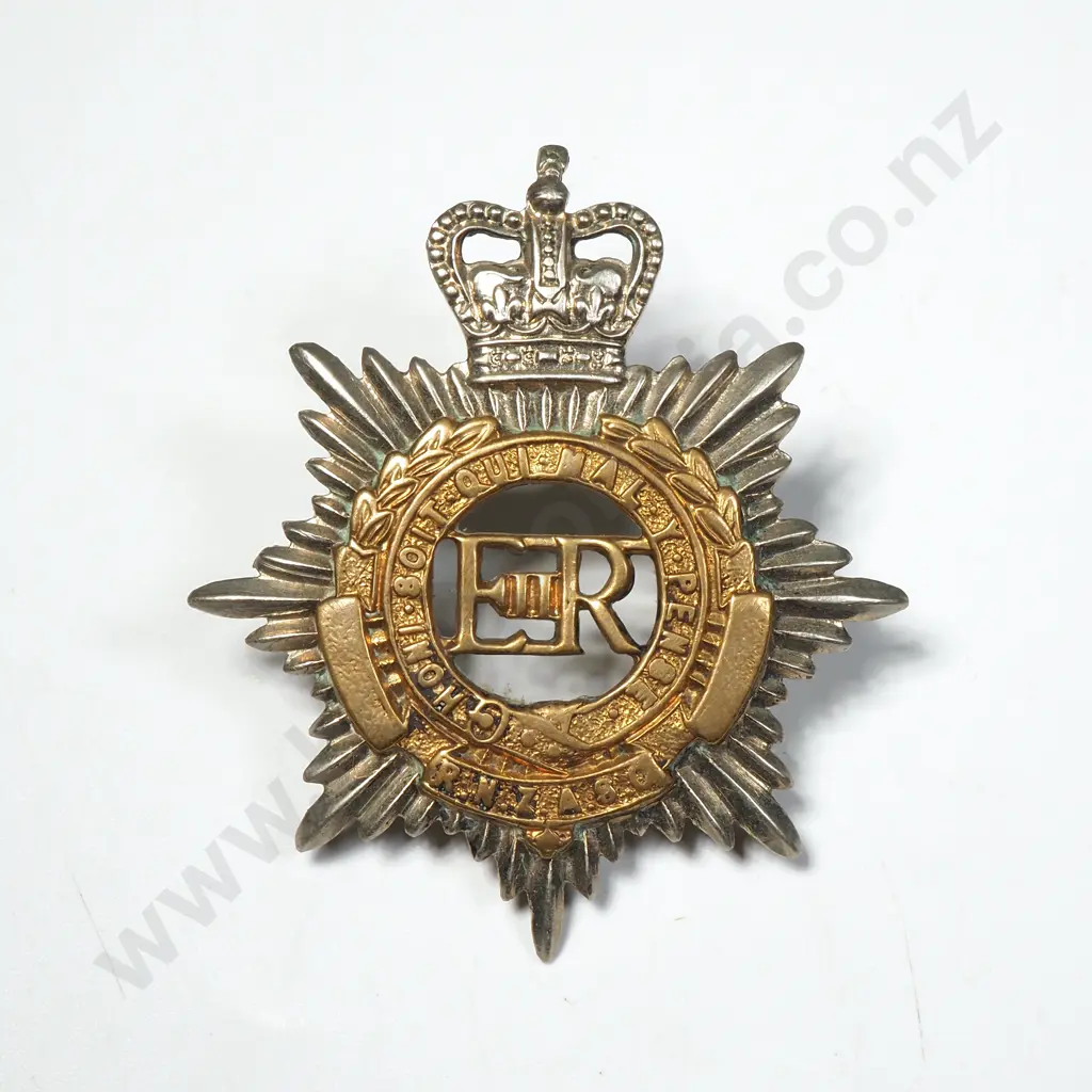 Assorted Lot of Military Badges Image 1++
