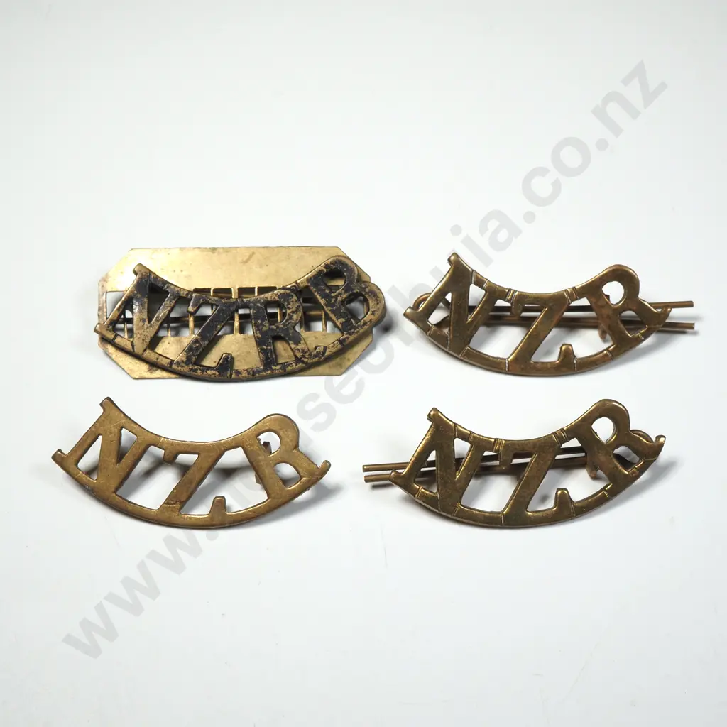 Assorted Lot of WW1 New Zealand Shoulder Titles Image 1++