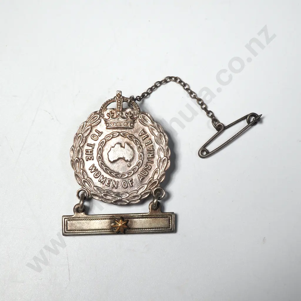 To the Women of Australia Badge One Star  - For losing an Immediate Relative in WW2  Image 1++
