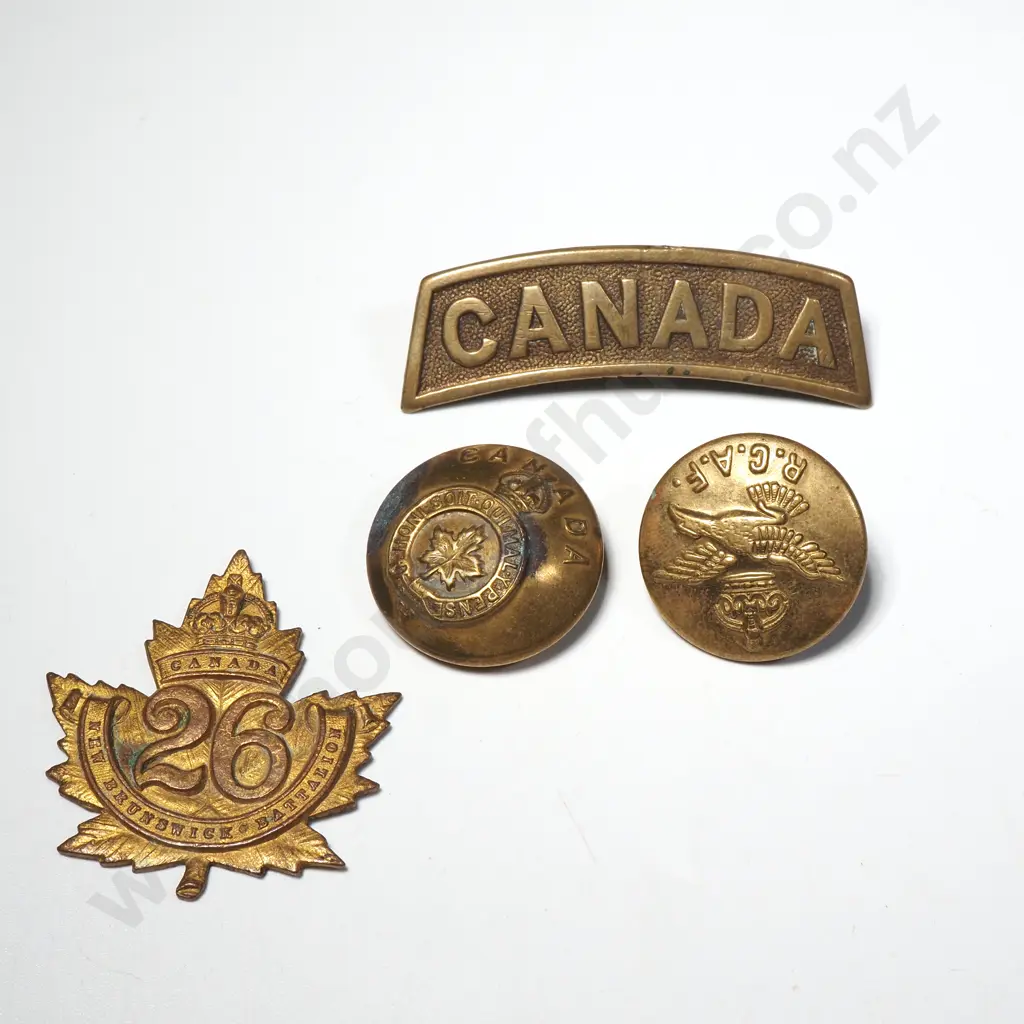 Assorted Canadian Military Badges / Buttons  Image 1++