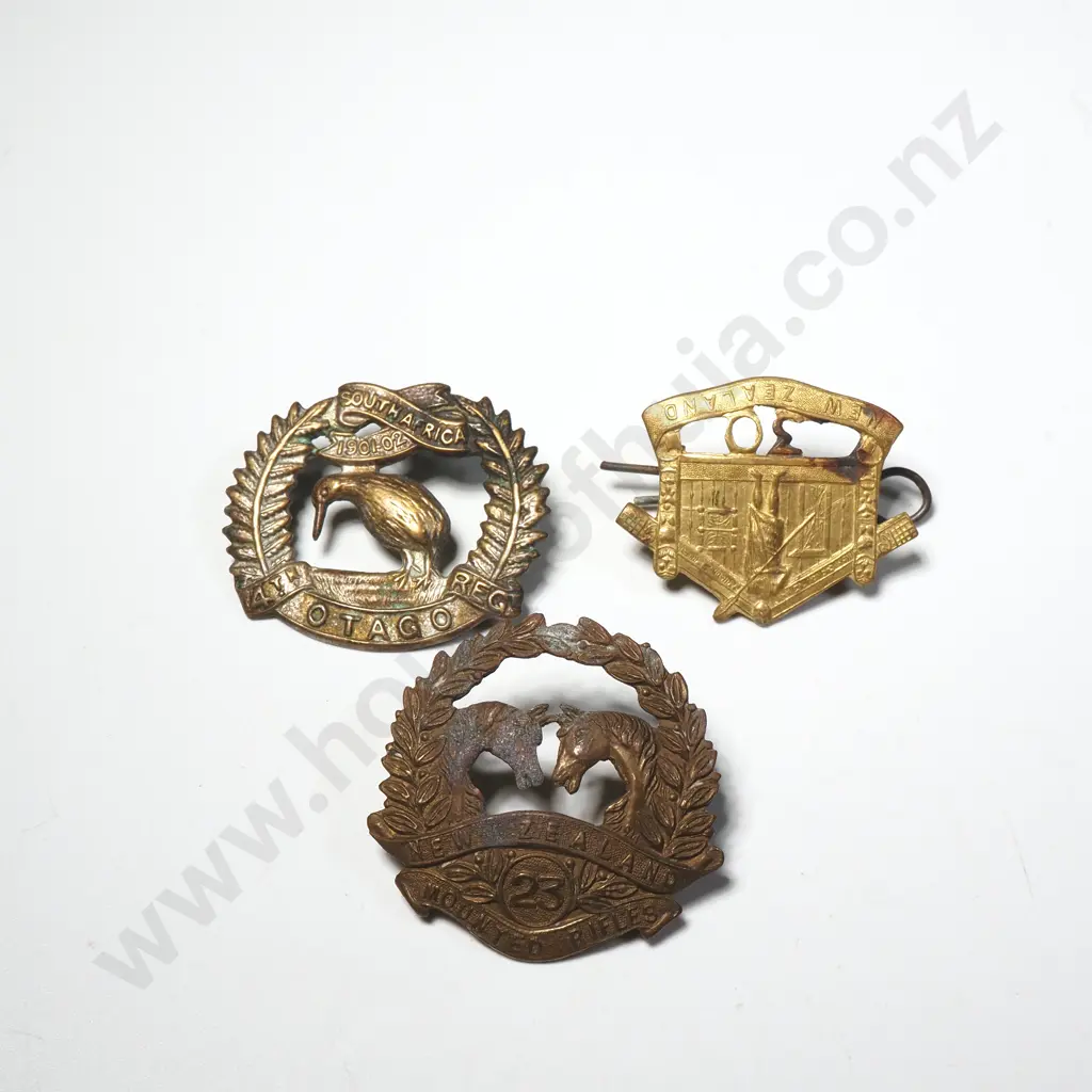 Assorted WW1 New Zealand Badges  Image 1++