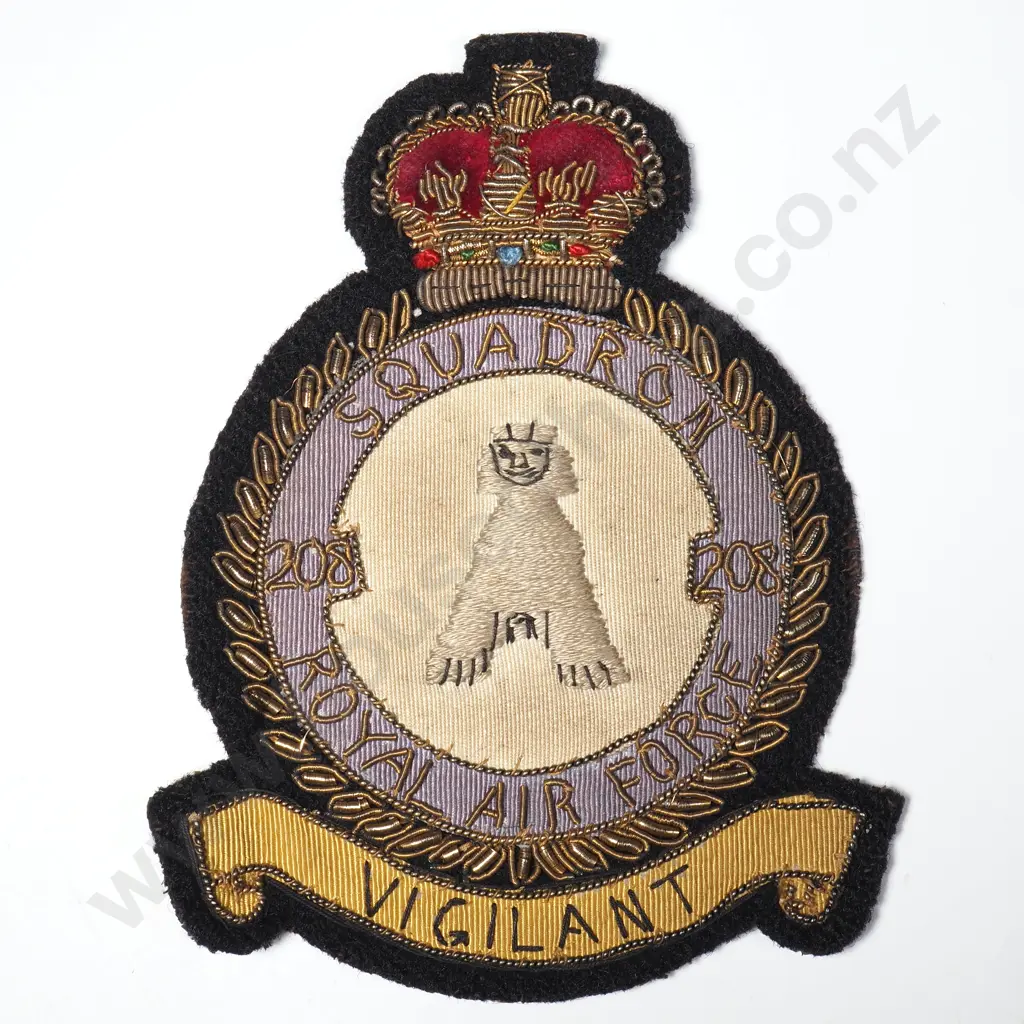 Post WW2 RAF Bullion Blazer Patch to 208 Squadron Image 1++