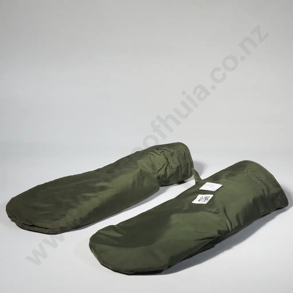 US Navy Waterproof Gloves Image 1++