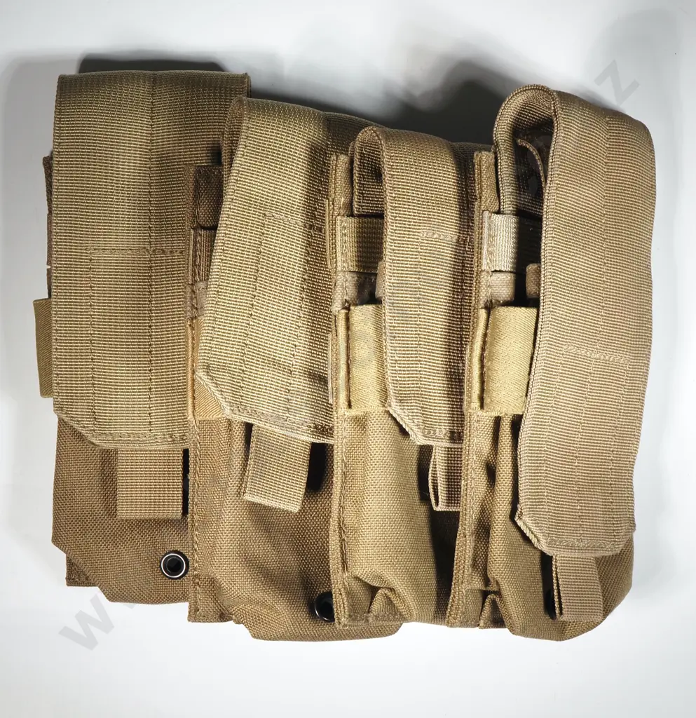 Four Universal Magazine Pouches Image 1++