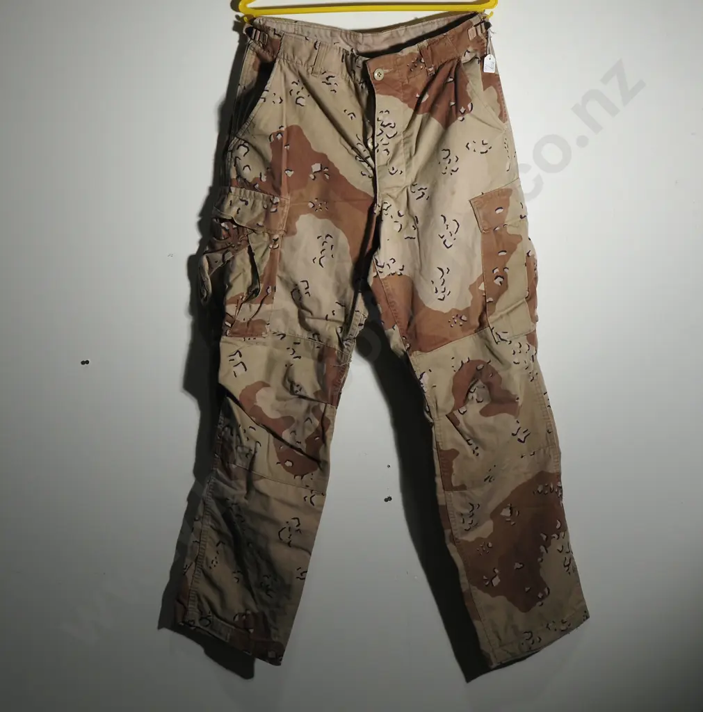 USA Camo Pants Small Waist, Regular Length. Image 1++