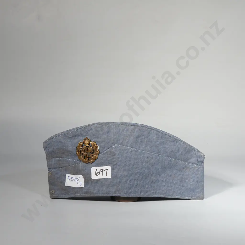 1980s NZ Summer Dress Side Cap w Kings Crown Badge Image 1++