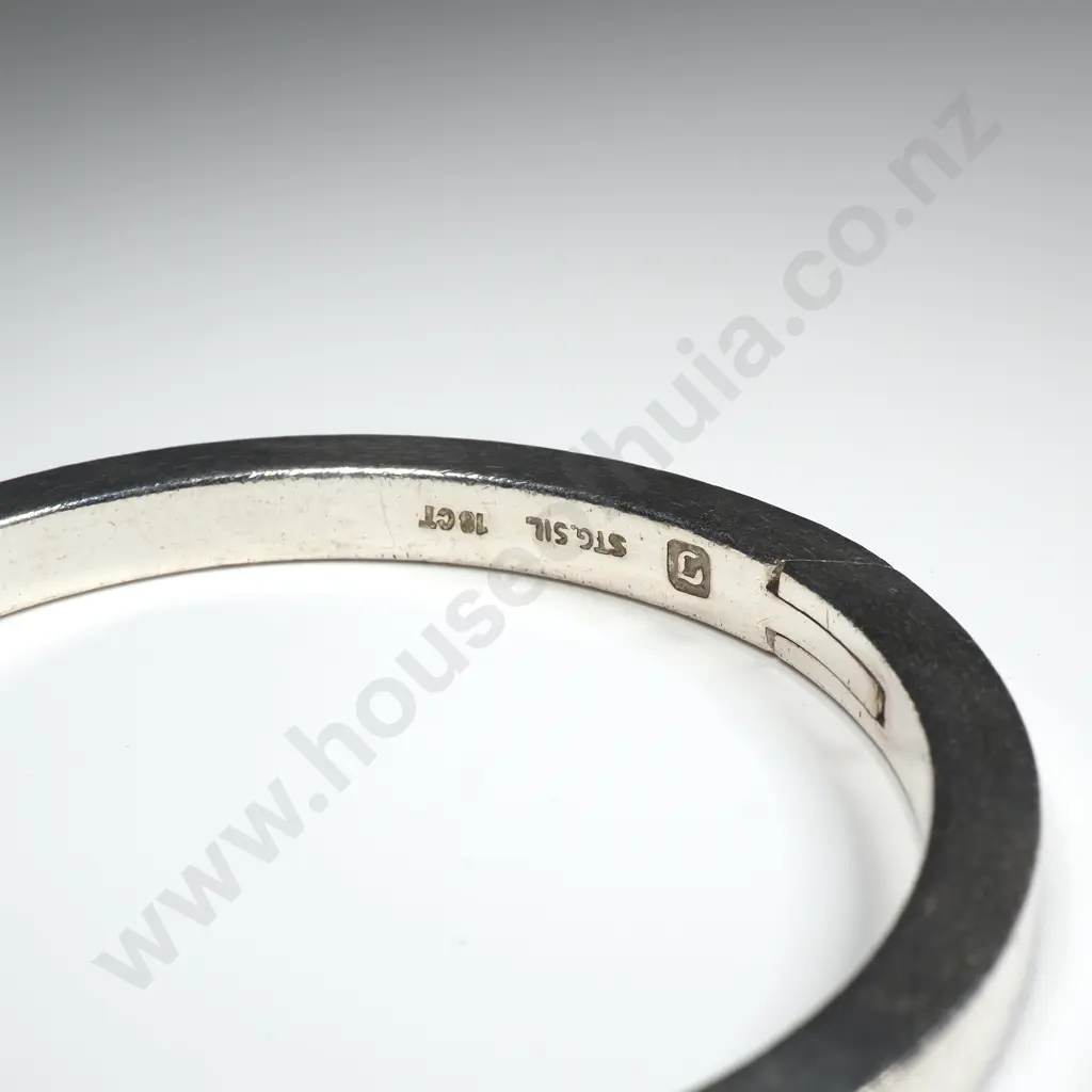 Modern Sterling Silver & 18ct Gold Cuff Bracelet Image 1++