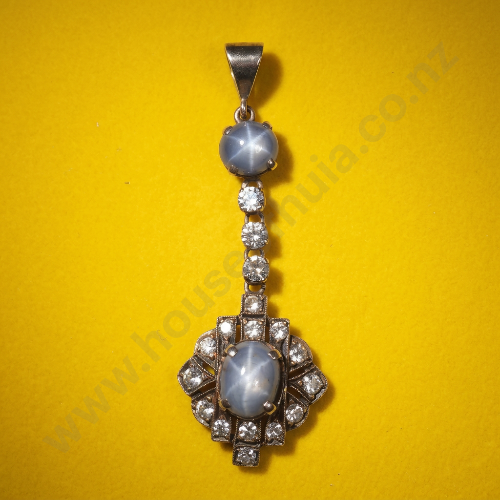9ct Gold Star Sapphire & Sapphire Pendant w Valuation for $5,400.00 Image 1++
