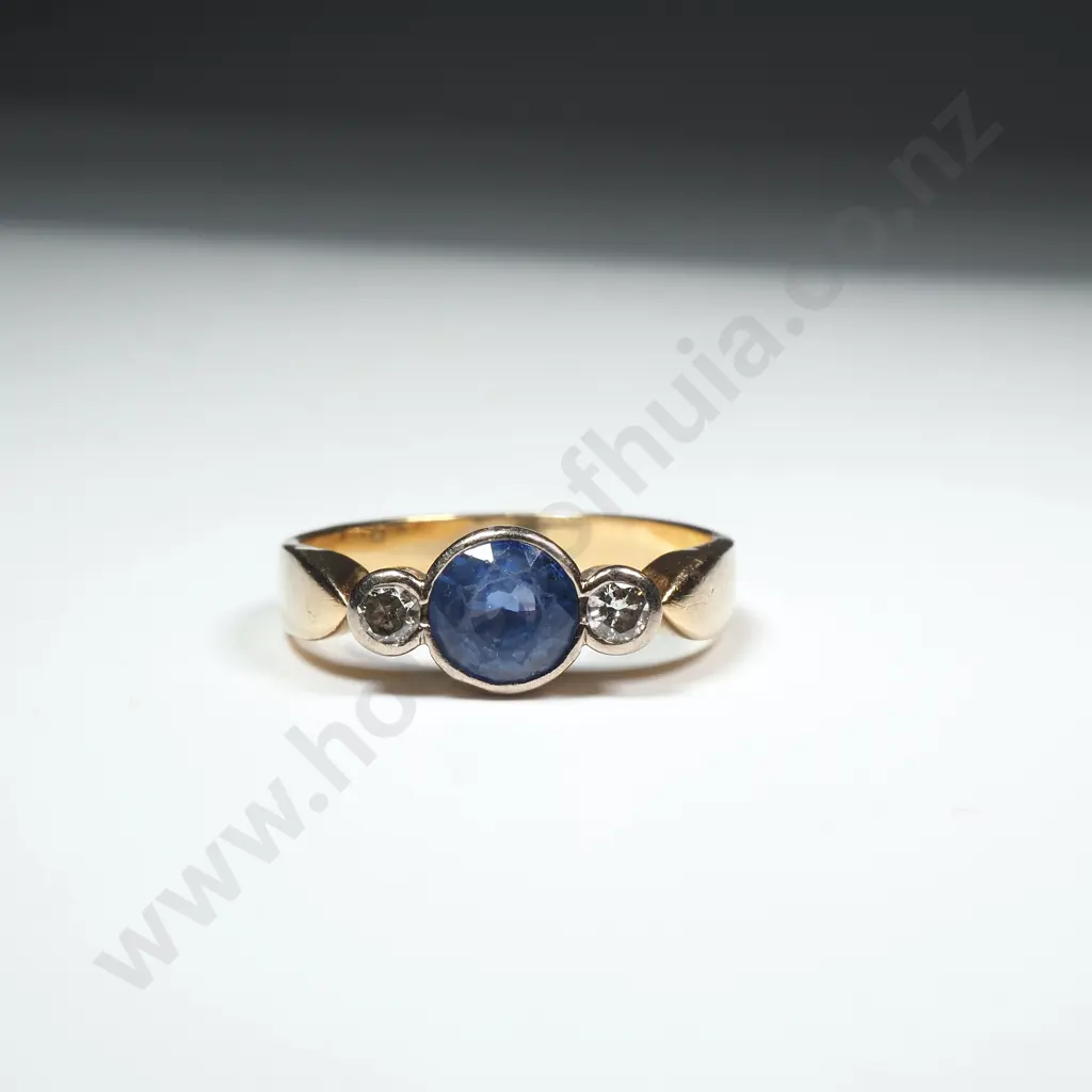 Vintage 18ct Gold Diamond & Sapphire Ring  w Valuation for $6879.00 Image 1++