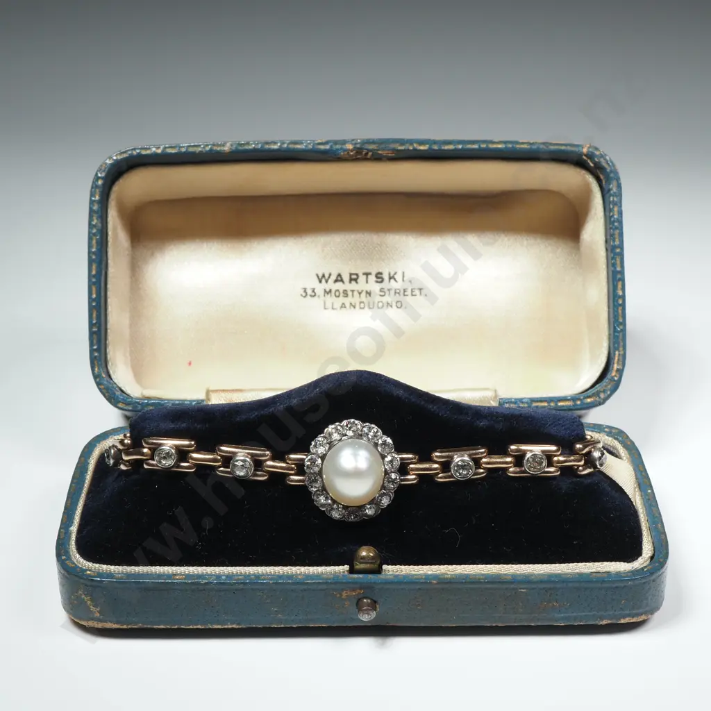 Edwardian 9ct Gold Pearl & Diamond Bracelet Image 1++