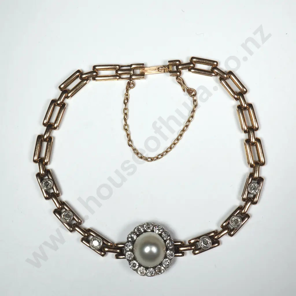 Edwardian 9ct Gold Pearl & Diamond Bracelet Image 1++