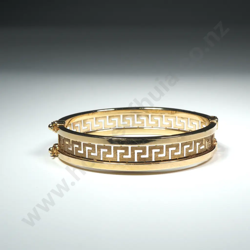 14ct Gold Italian Hinged Bracelet Image 1++
