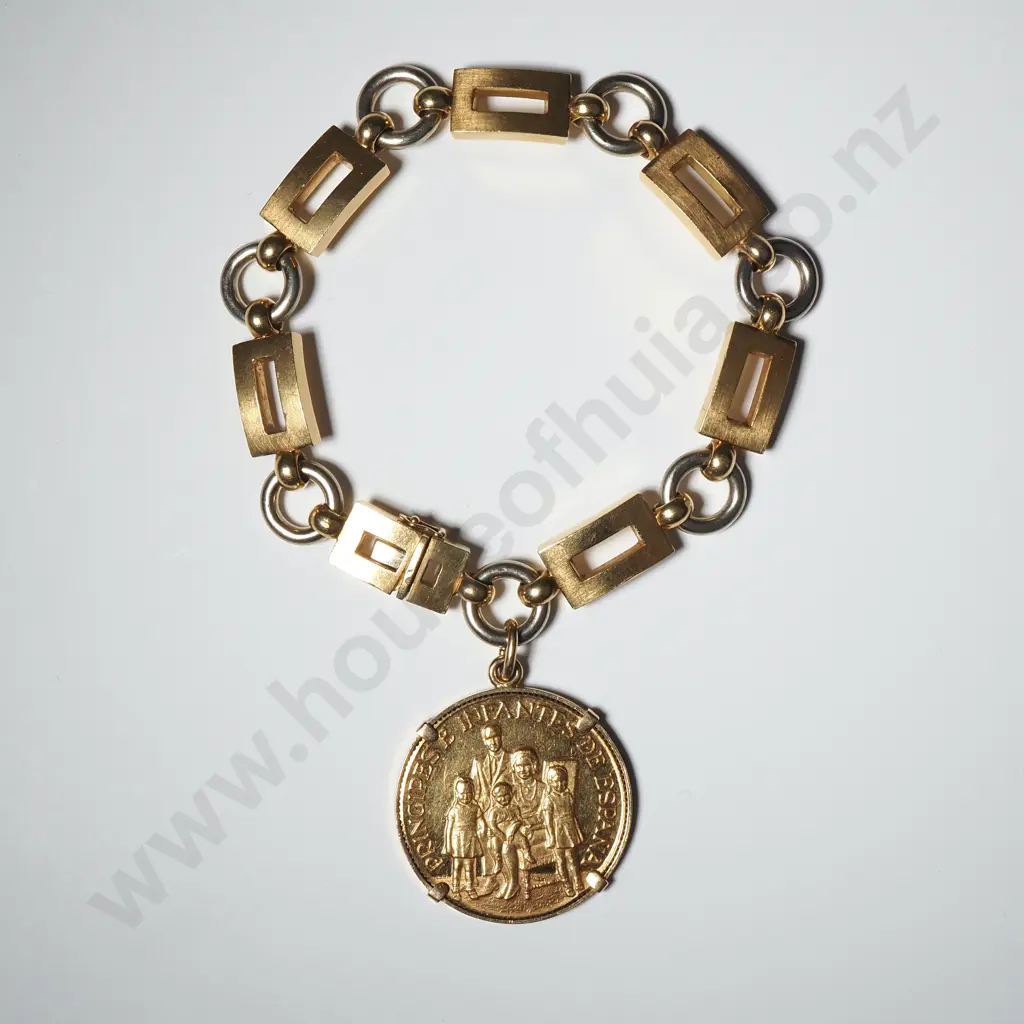 18ct Gold Bracelet w Valuation for $17,835.00 Image 1++