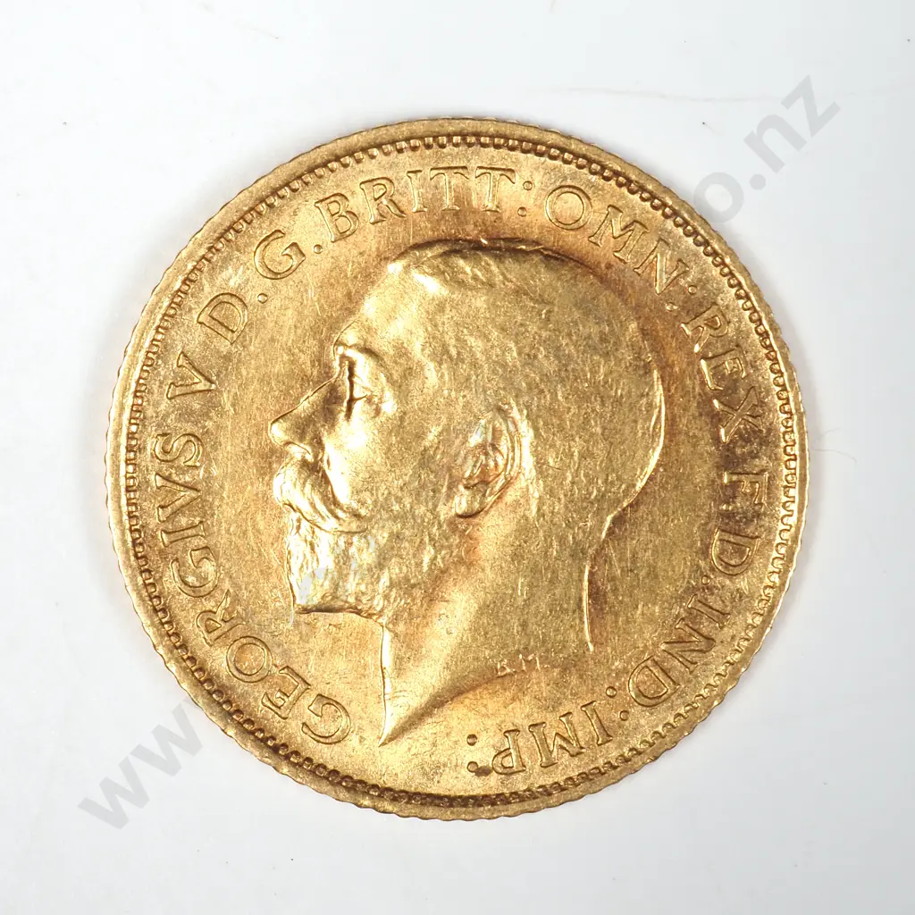 1915 Sydney Mint Half Sovereign  Image 1++