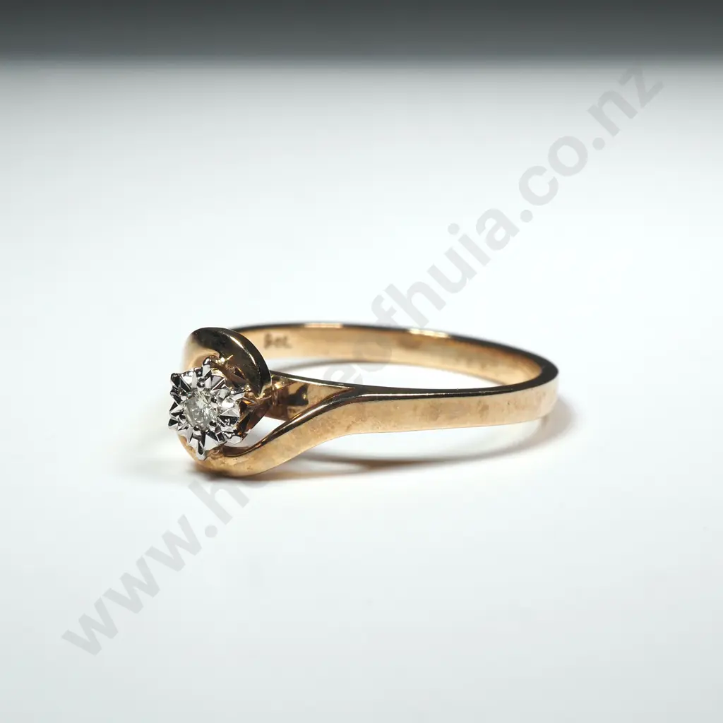 9ct Gold Diamond Ring Image 1++