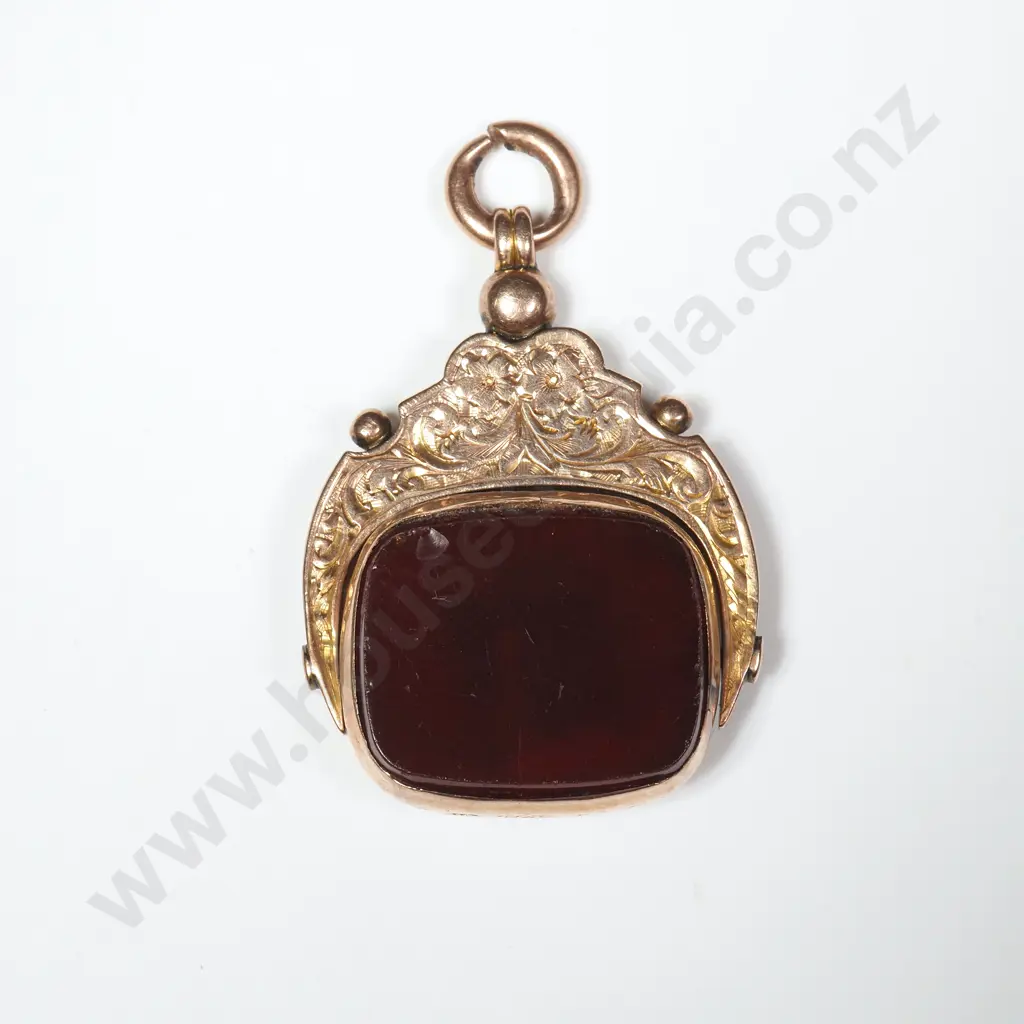 Antique 9ct Gold Bloodstone, Carnelian Spinner Pendant Image 1++